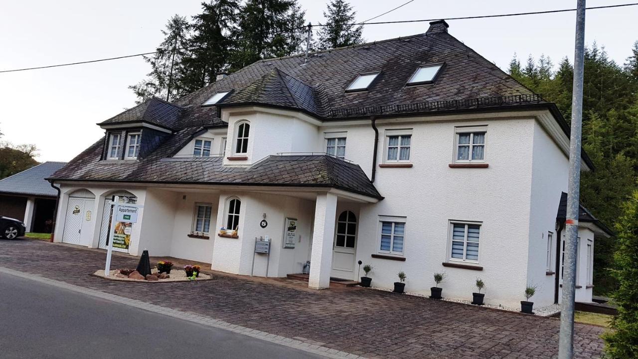 Zimmerappartement "Rose" - Ferienwohnungen Wagner & Gaul Daleiden Екстериор снимка
