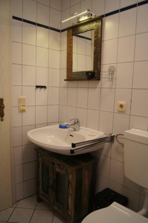 Zimmerappartement "Rose" - Ferienwohnungen Wagner & Gaul Daleiden Екстериор снимка